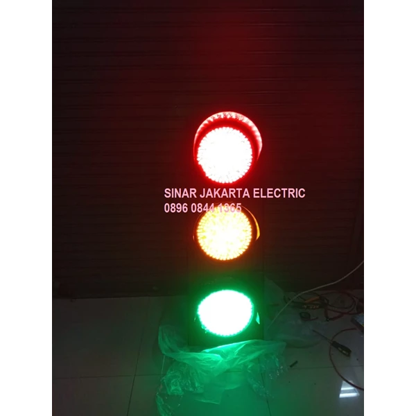 Lampu Traffic Light 30 CM